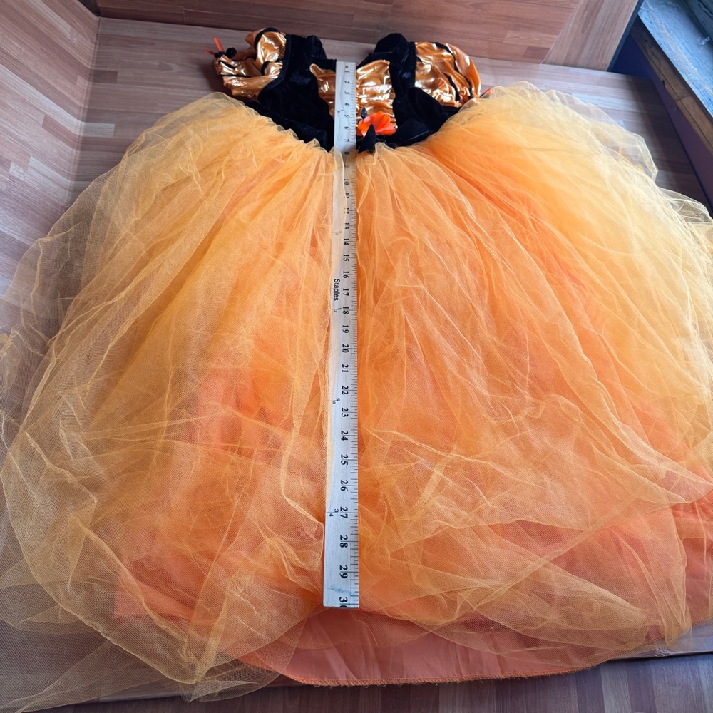 Halloween festive fluffy full dress size med shirt sleeve orange and black - Picture 4 of 9